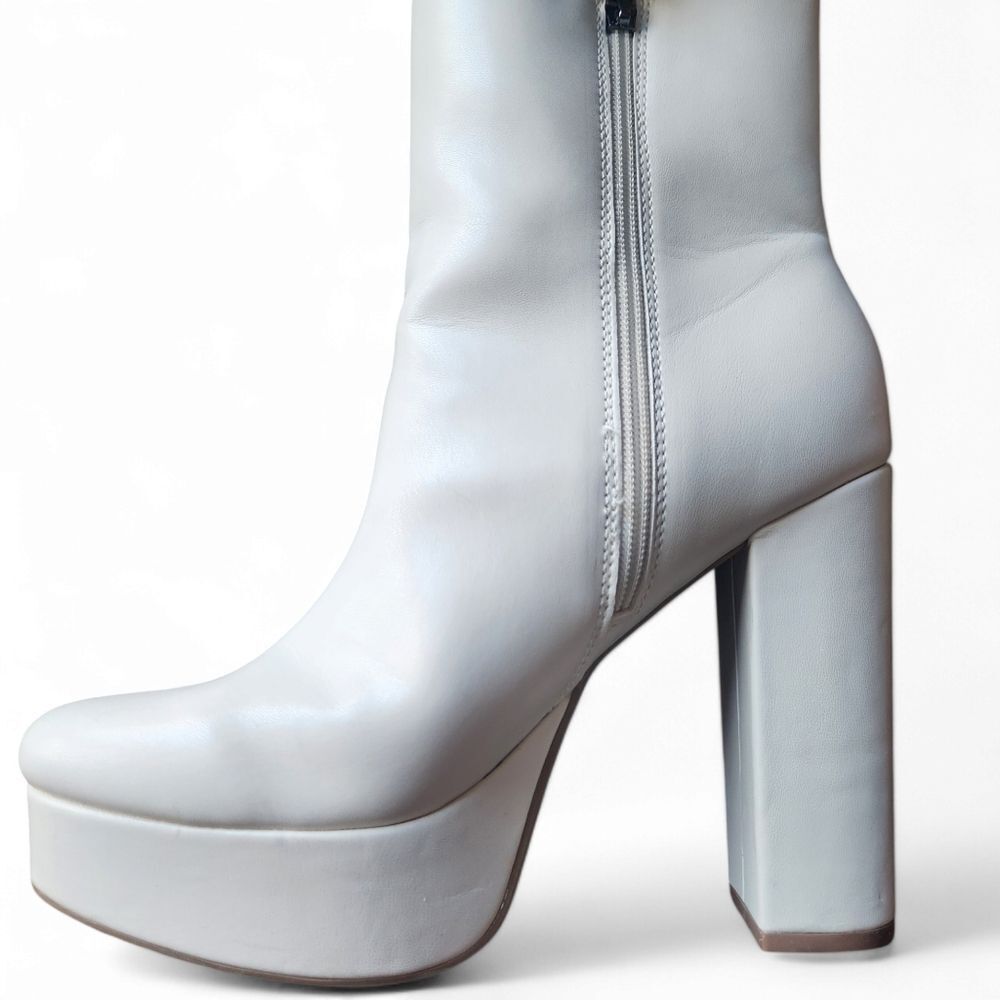 Marc fisher Lolita Boots Cream 10 - Picture 9 of 14